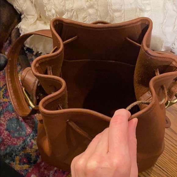 Authentic Coach leather bucket purse - Picture 3 of 8